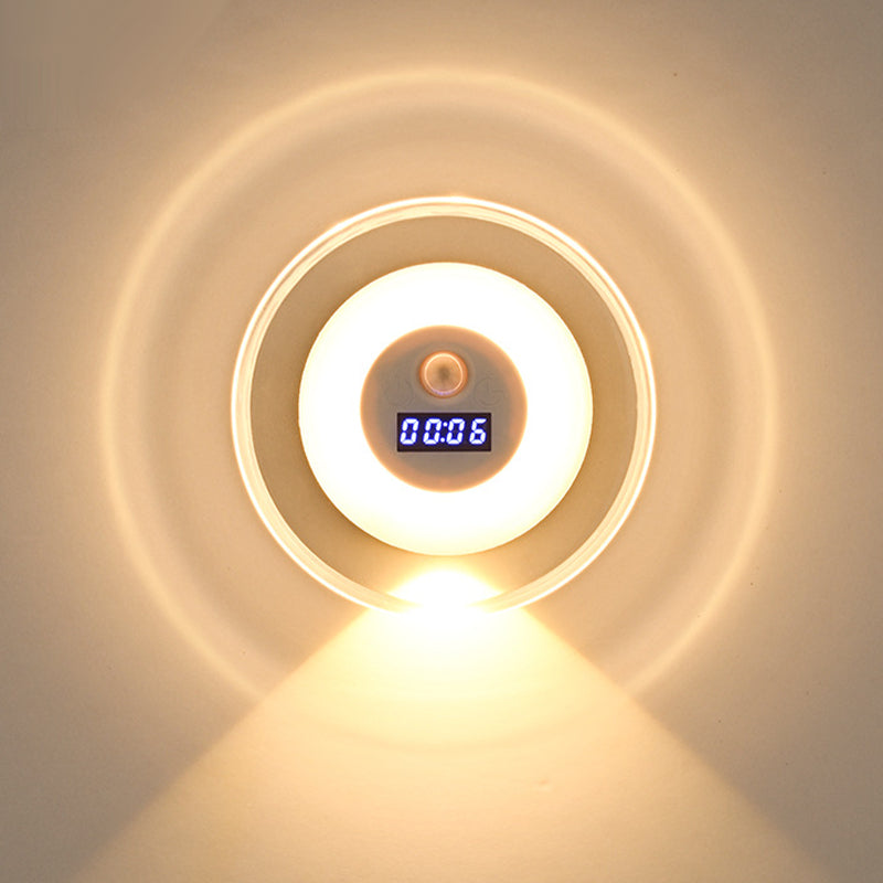 “1+1 ingyen 🎁✨” 🔥50% Kedvezmény🏷️💡 Intelligens LED-es éjszakai lámpa órával – 🌙 mozgásérzékelő, 3 színű fény, 🔋 energiahatékony