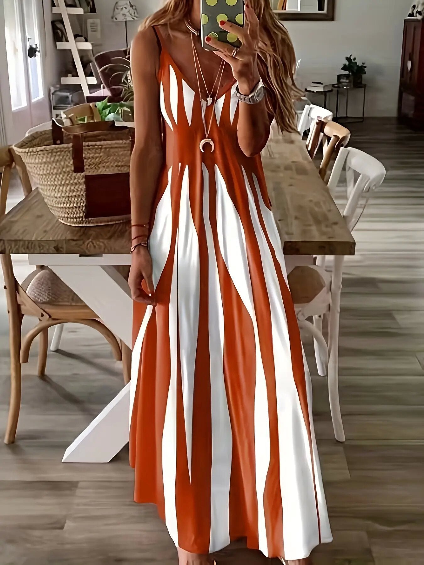 🔥 50% Kedvezmény 🎨 Több színben kapható 🌙 HOSSZÚ, KORSETT STÍLUSÚ, HOLDMINTÁS RUHA 👗