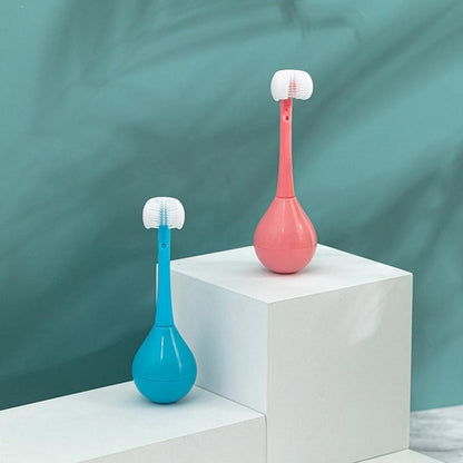 🔥50% popust🏷️👶 Tristranska otroška zobna ščetka – 🦷 temeljito čiščenje, 🧸 zabavna oblika, 🎁 odlično darilo