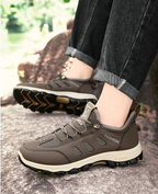 Plaxoo® | Sconto del 50% per un periodo limitato! Scarpe da trekking ortopediche con un'aderenza eccellente, pensate per piedi stanchi e gonfi ✨