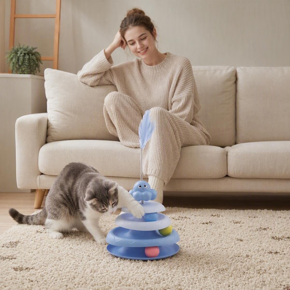 Mačji igralni stolp s tremi progami in perjem | CATTOWER