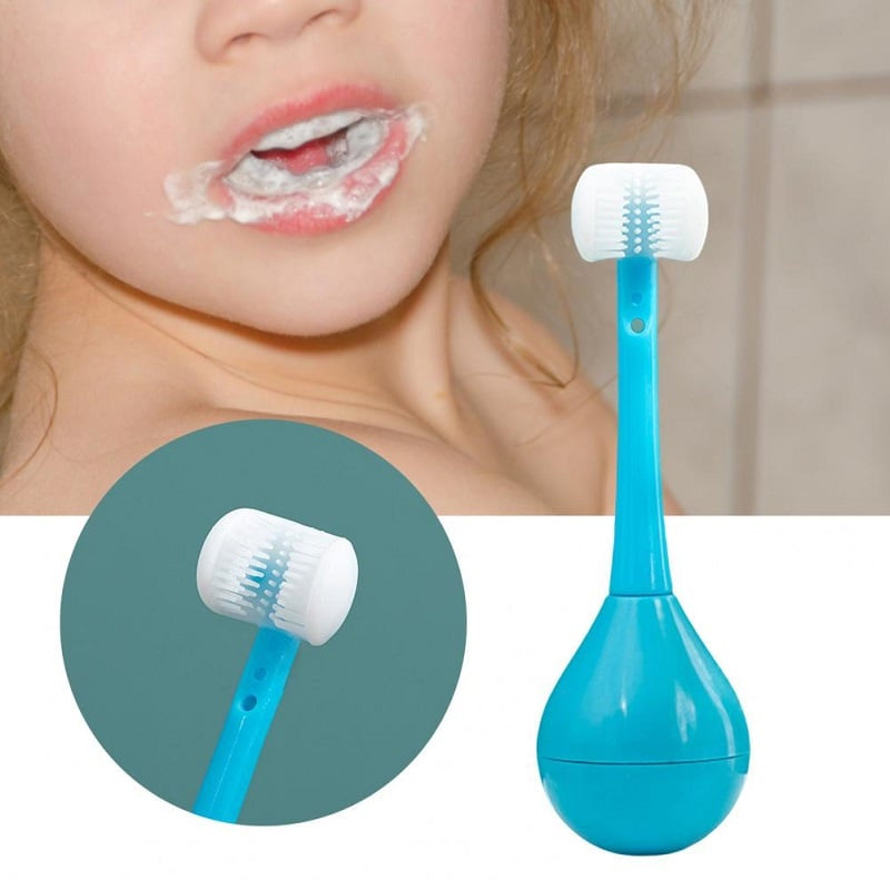 🔥50% popust🏷️👶 Tristranska otroška zobna ščetka – 🦷 temeljito čiščenje, 🧸 zabavna oblika, 🎁 odlično darilo
