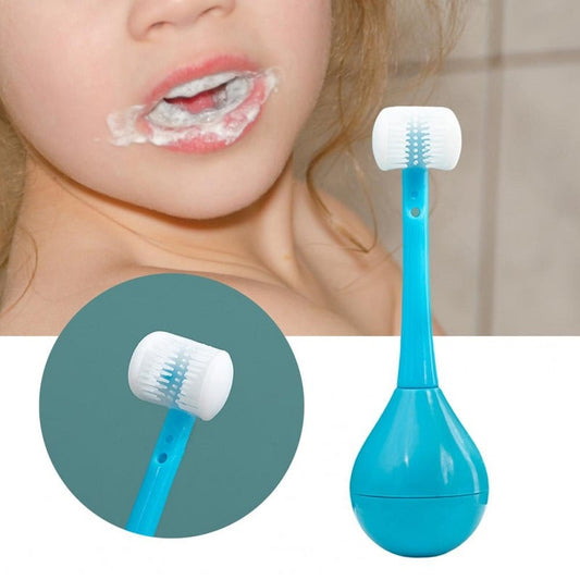 🔥50% popust🏷️👶 Tristranska otroška zobna ščetka – 🦷 temeljito čiščenje, 🧸 zabavna oblika, 🎁 odlično darilo