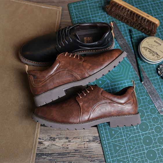 Plaxoo® | (sconto del 50% + calzini omaggio del valore di 20 €) Scarpe casual in vera pelle 🥿 | Suola spessa e antiscivolo, supporto dell'arco plantare, resistenti.